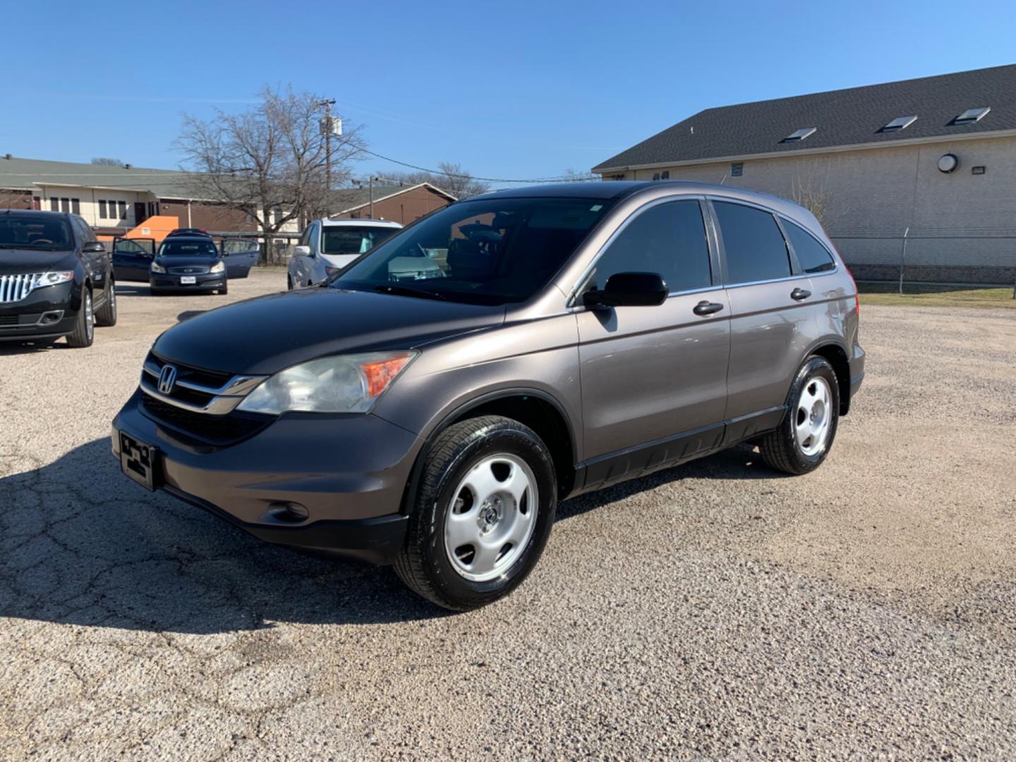 2010 Gray /gray Honda CR-V LX 4WD AT (5J6RE4H38AL) with an 2.4L L4 DOHC 16V engine, Automatic Transmission transmission, located at 1830 North Belt Line Road, Irving, TX, 75061, (469) 524-0199, 32.834373, -96.993584 - Photo#2